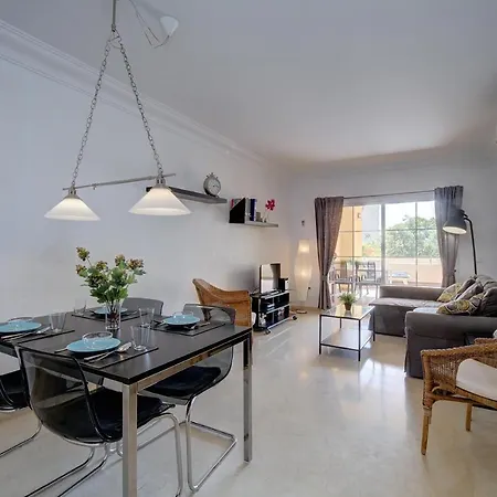 Beautiful With Very Large Terrace Pa 2-6 Apartmán Estepona
